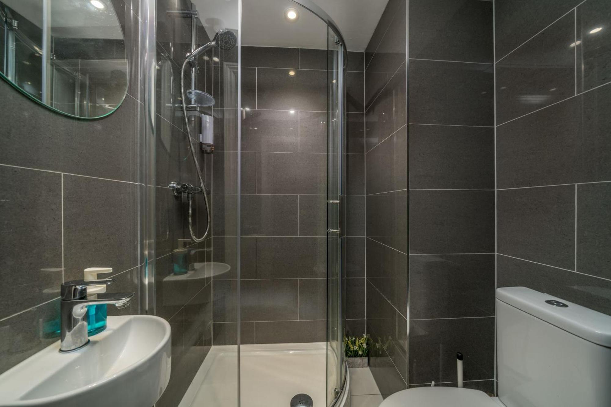 Appartamento Elegant 2bed By 02 Arena, Airport With Fast Wi-fi And Parking Londra