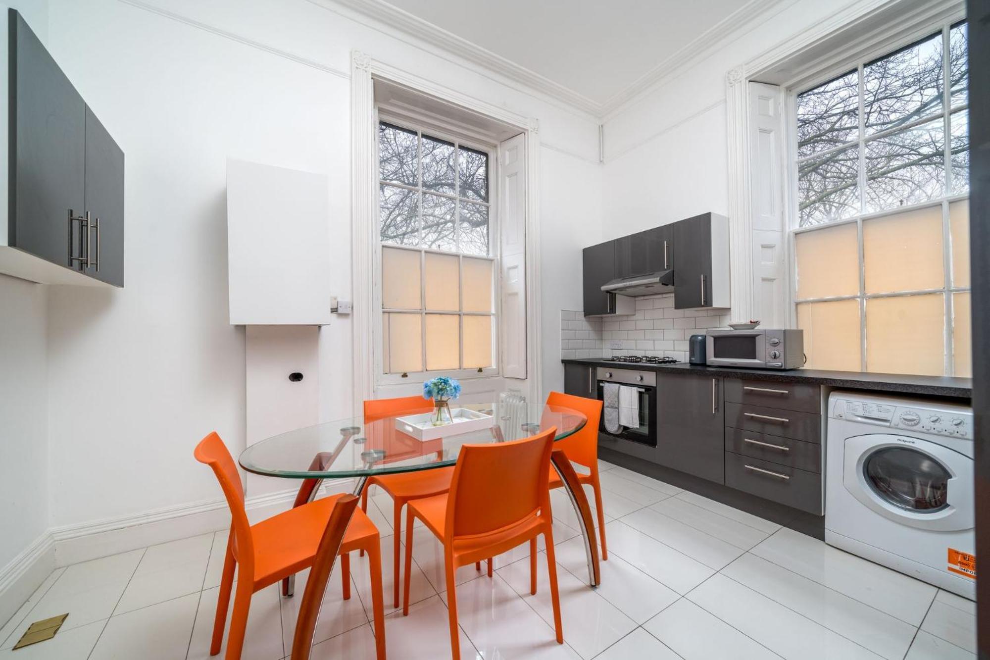 Appartamento Elegant 2bed By 02 Arena, Airport With Fast Wi-fi And Parking *