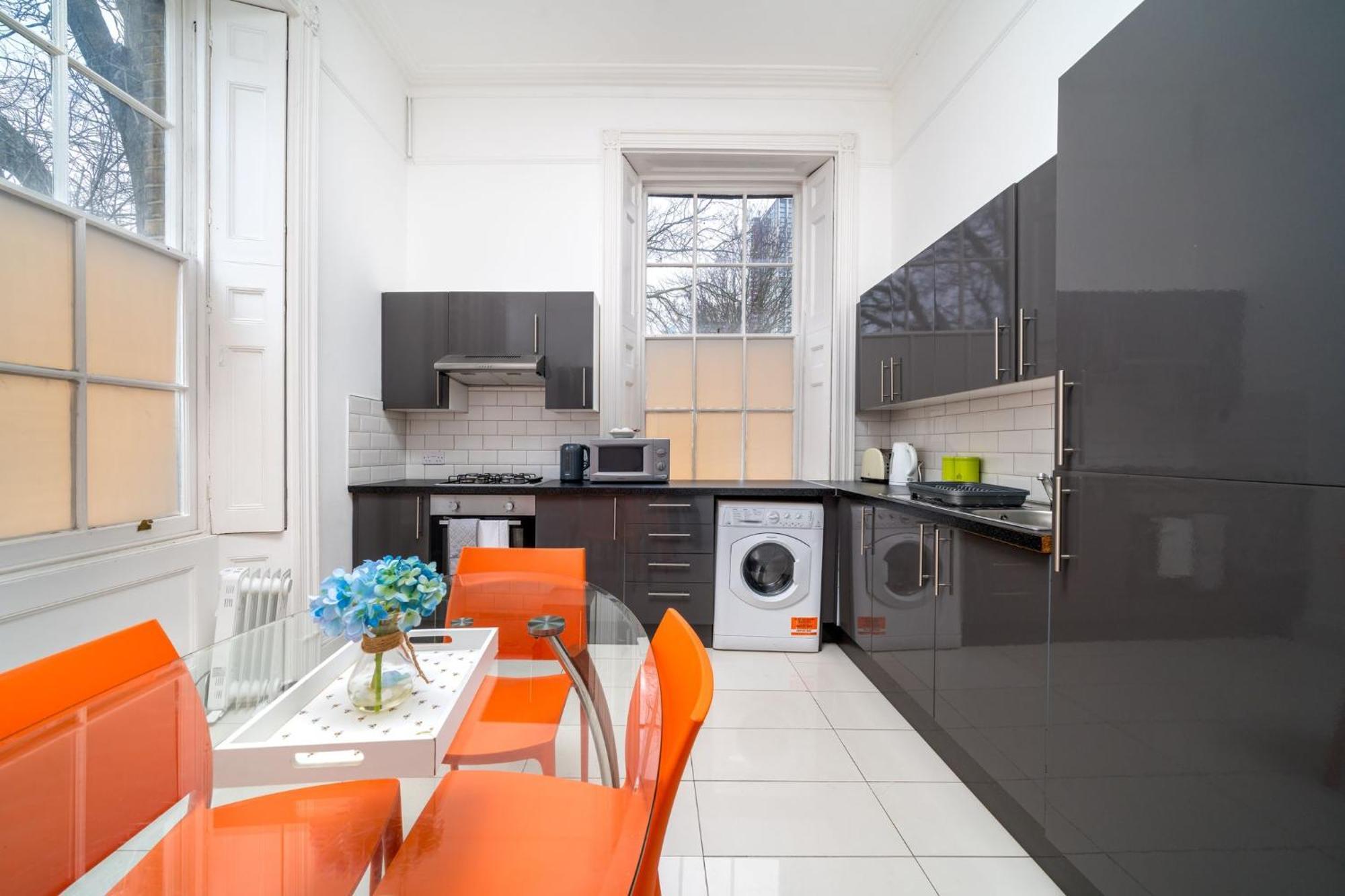 Elegant 2bed By 02 Arena, Airport With Fast Wi-fi And Parking Appartamento Londra